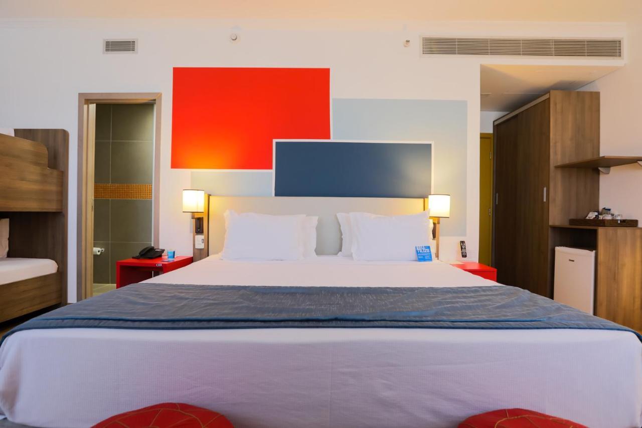 Hotel Tryp By Wyndham Ribeirão Preto Exterior foto A room at the hotel