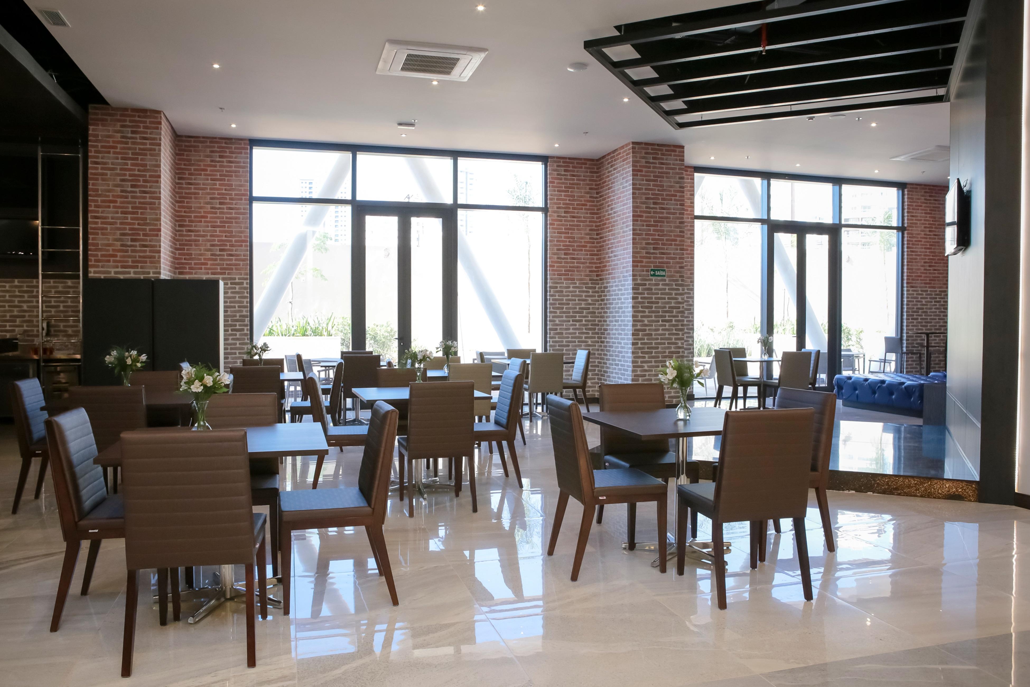 Hotel Tryp By Wyndham Ribeirão Preto Exterior foto The interior of the hotel