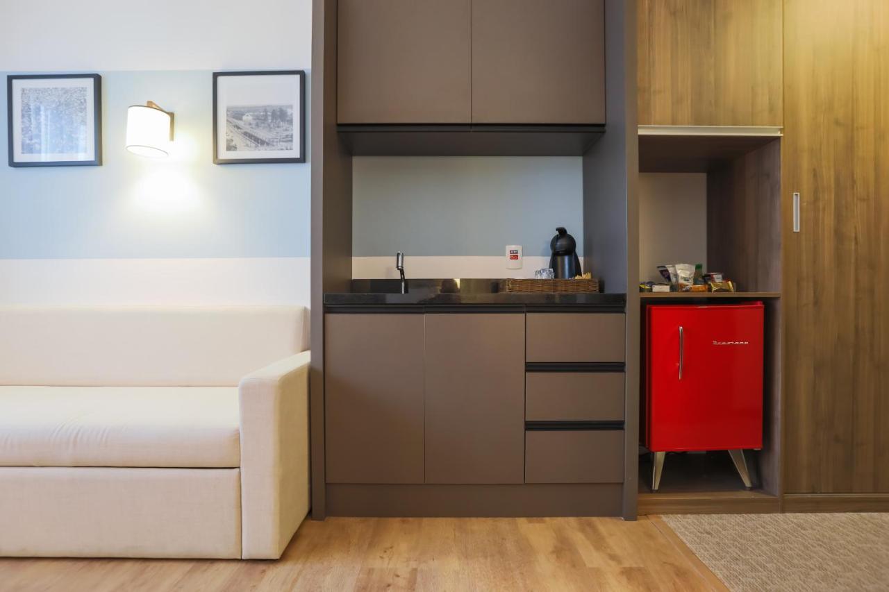 Hotel Tryp By Wyndham Ribeirão Preto Exterior foto A kitchenette in a hotel room