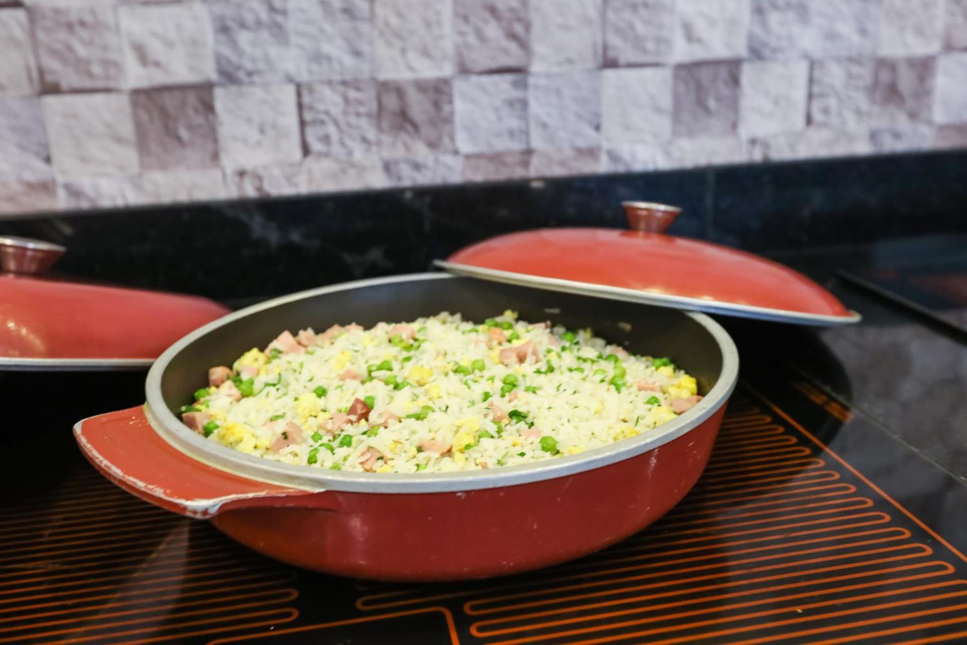 Hotel Tryp By Wyndham Ribeirão Preto Exterior foto Fried rice